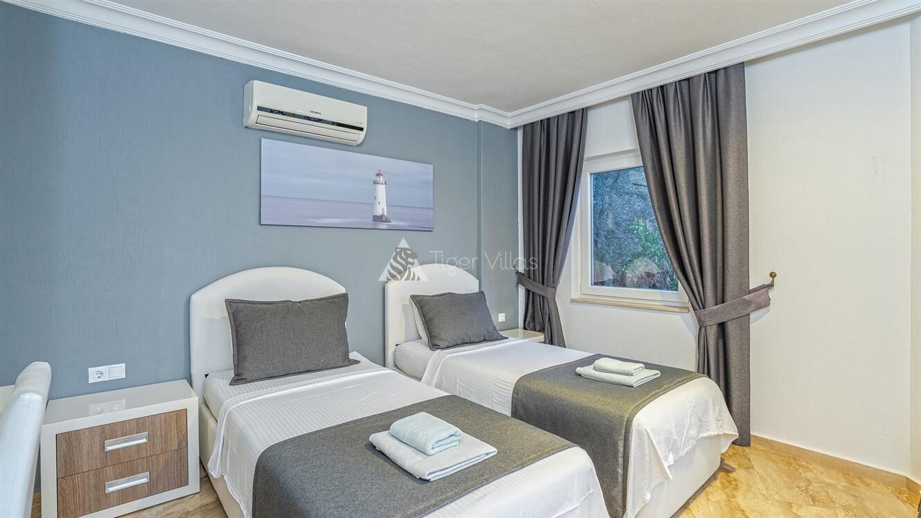 Villa Neptune — 67