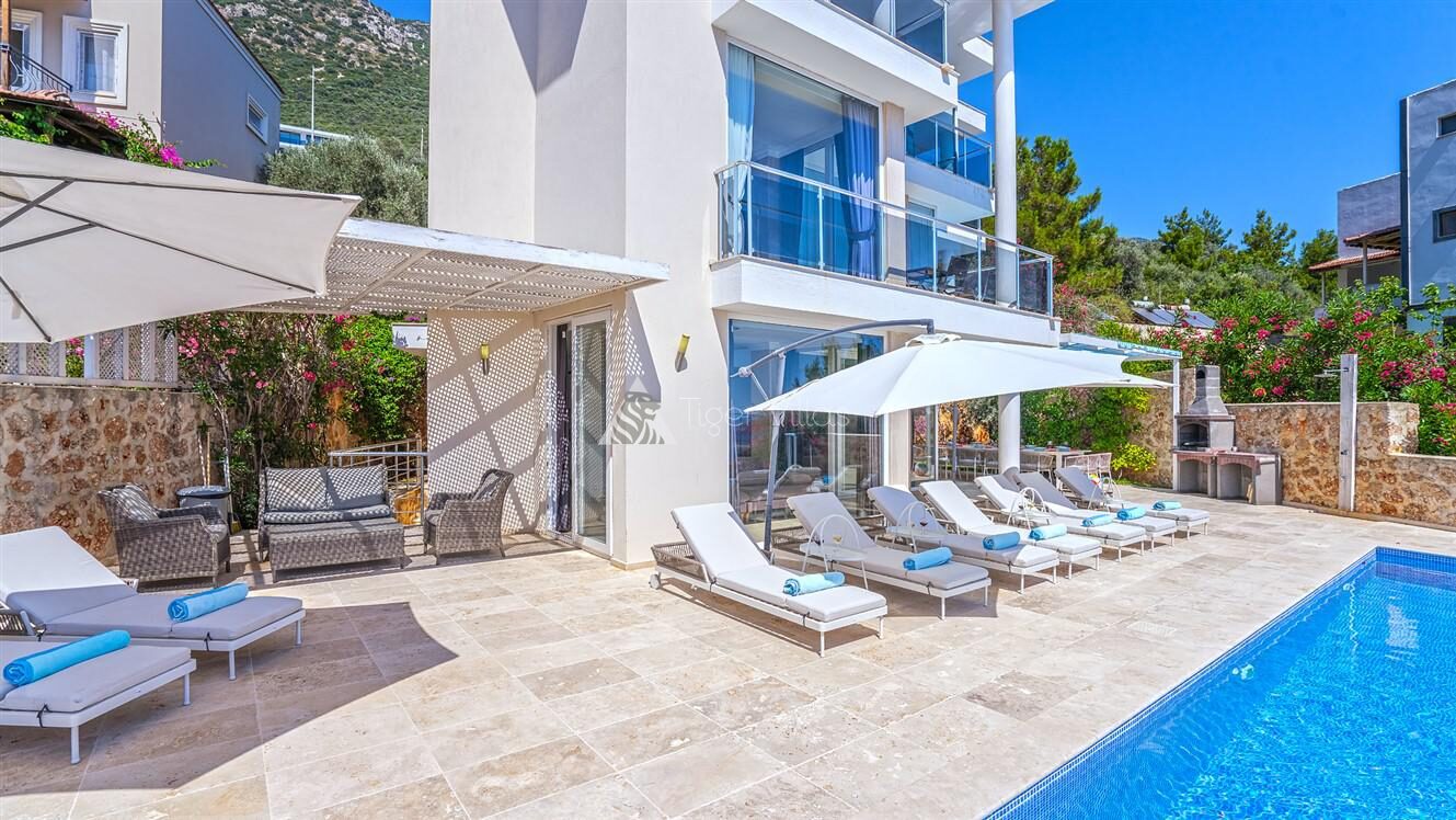 Villa Neptune — 108