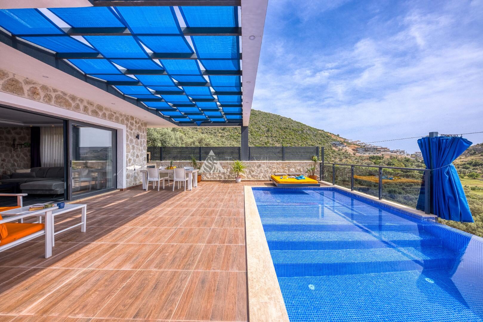 Villa Panamera – villa for rent in Kördere