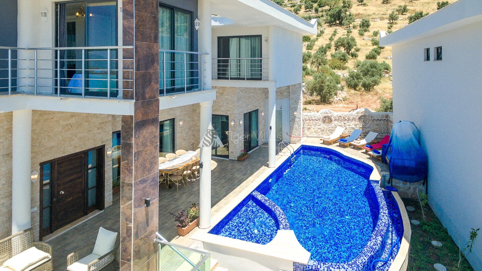 Villa Hills Excellence — 14