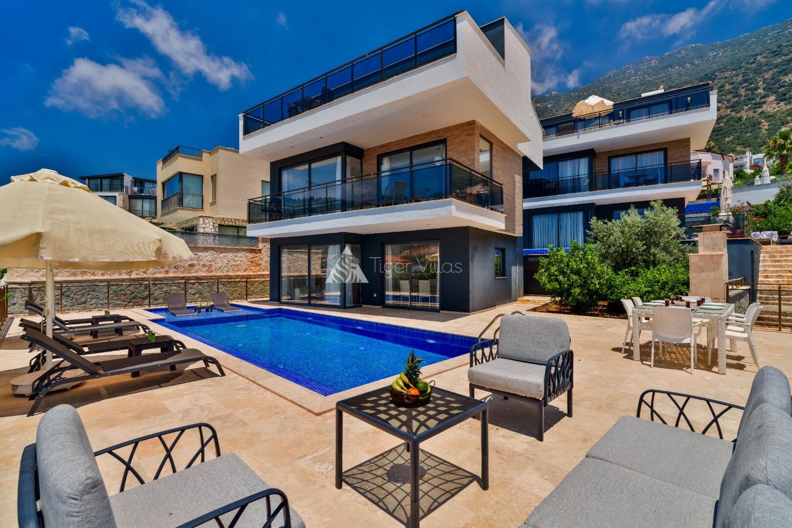 Villa Vala — 1