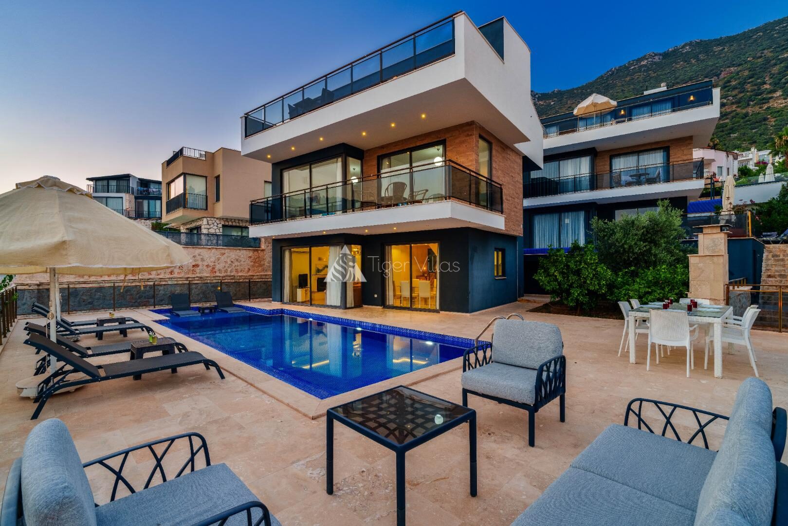 Villa Vala — 8