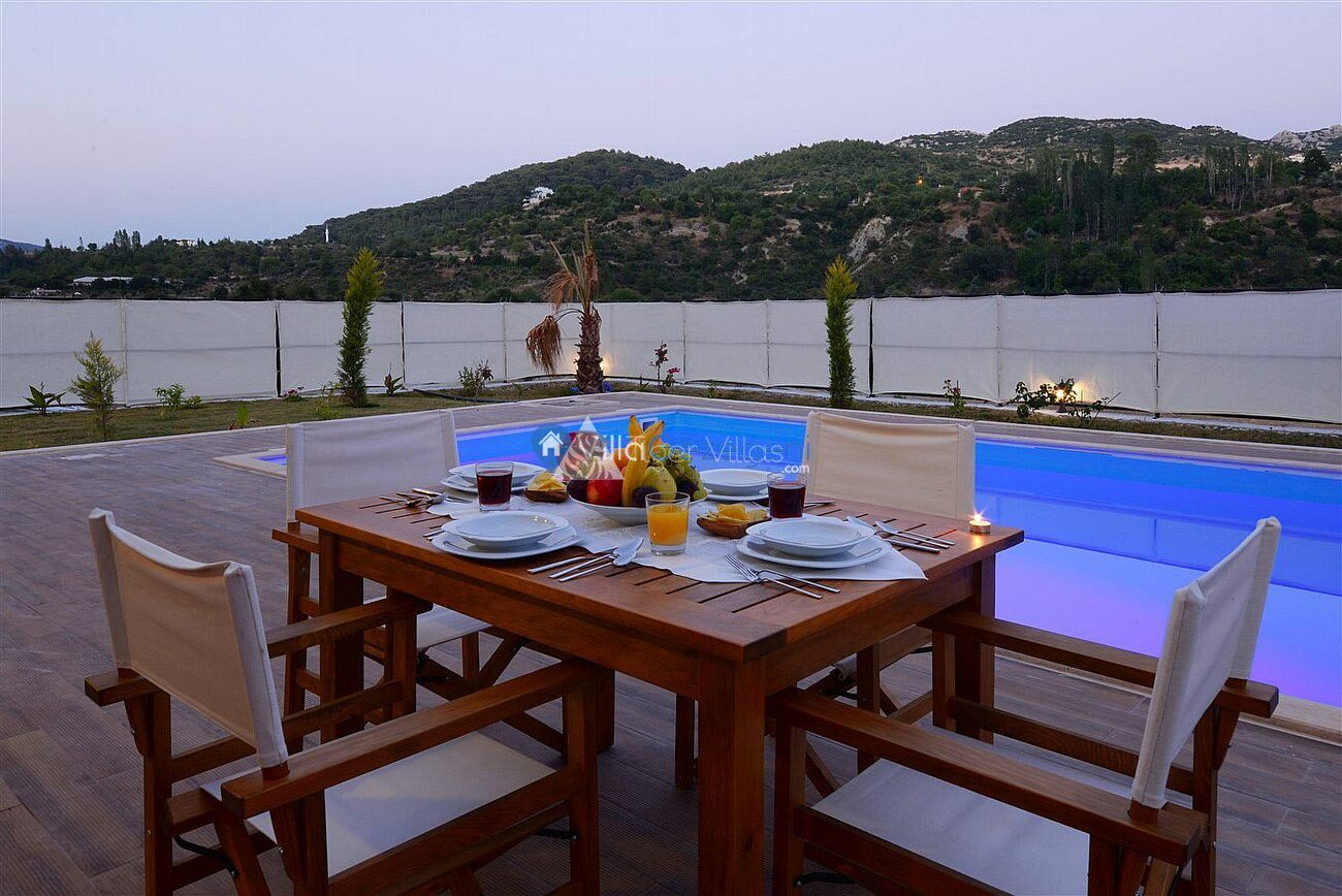 Villa Medis 1 — 5