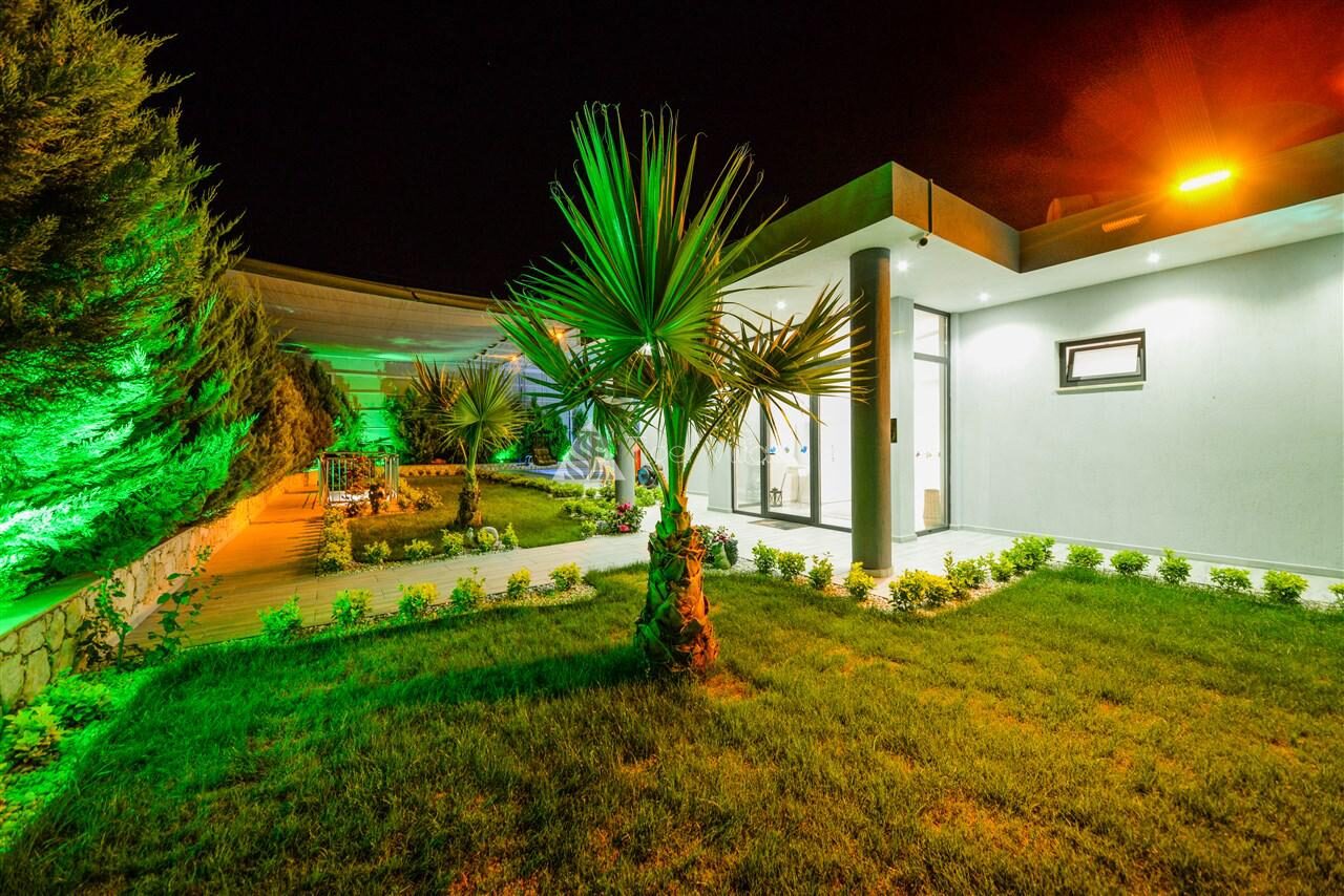 Villa Alis — 39