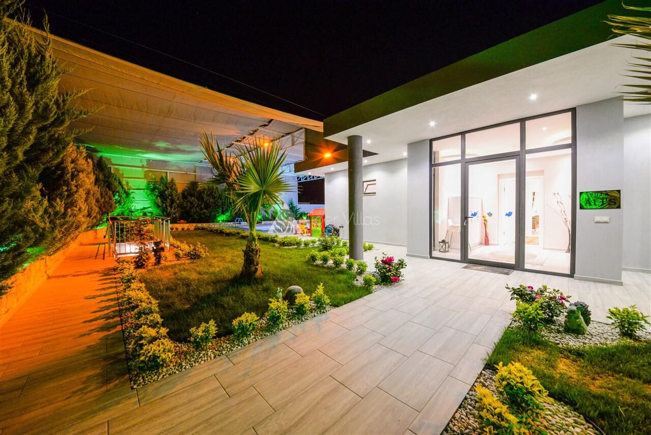 Villa Alis — 40