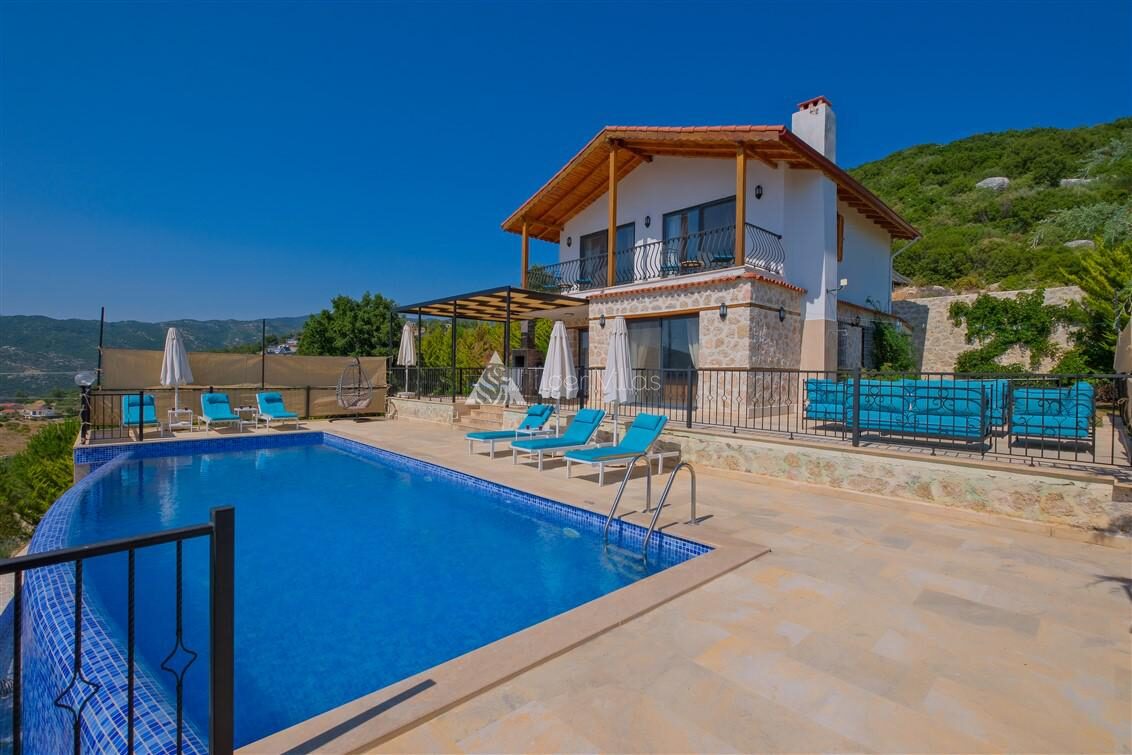 Villa Nazlı — 60