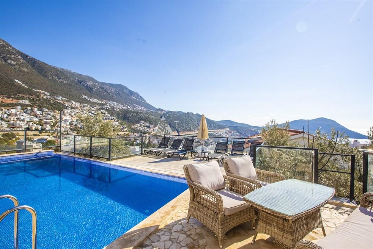Villa Royal 2 — 13