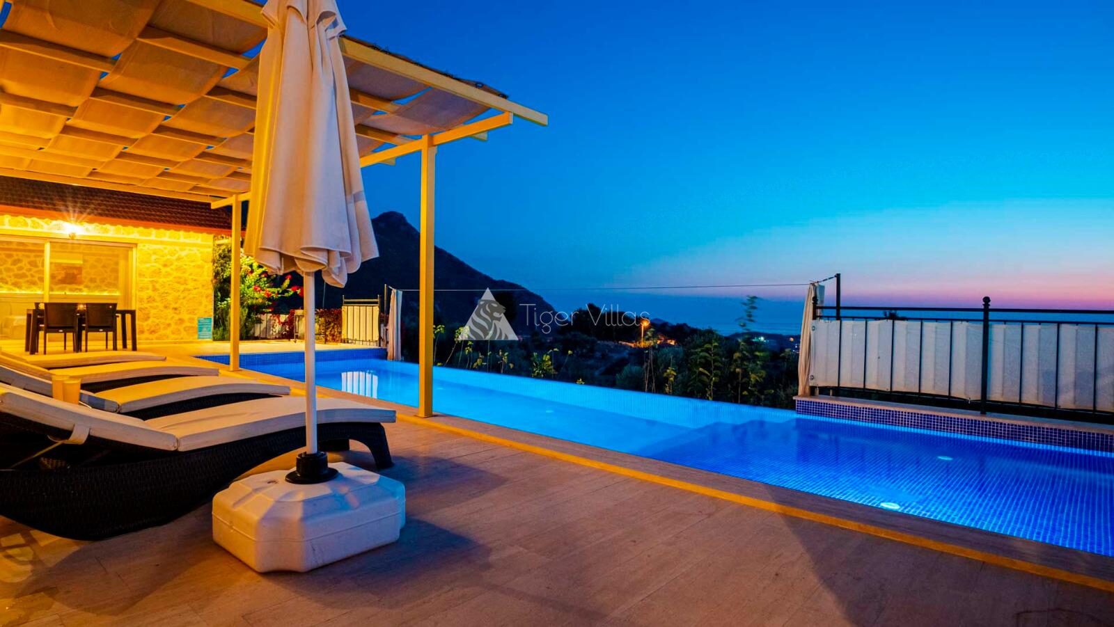 Villa Atilla — 13
