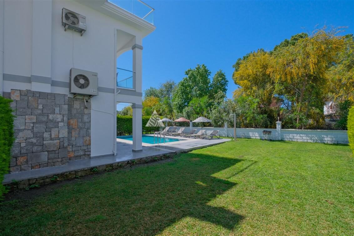 Villa Polo One — 11