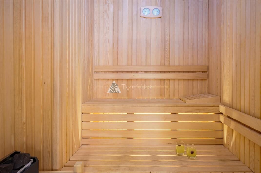 Villa Elvin — 49