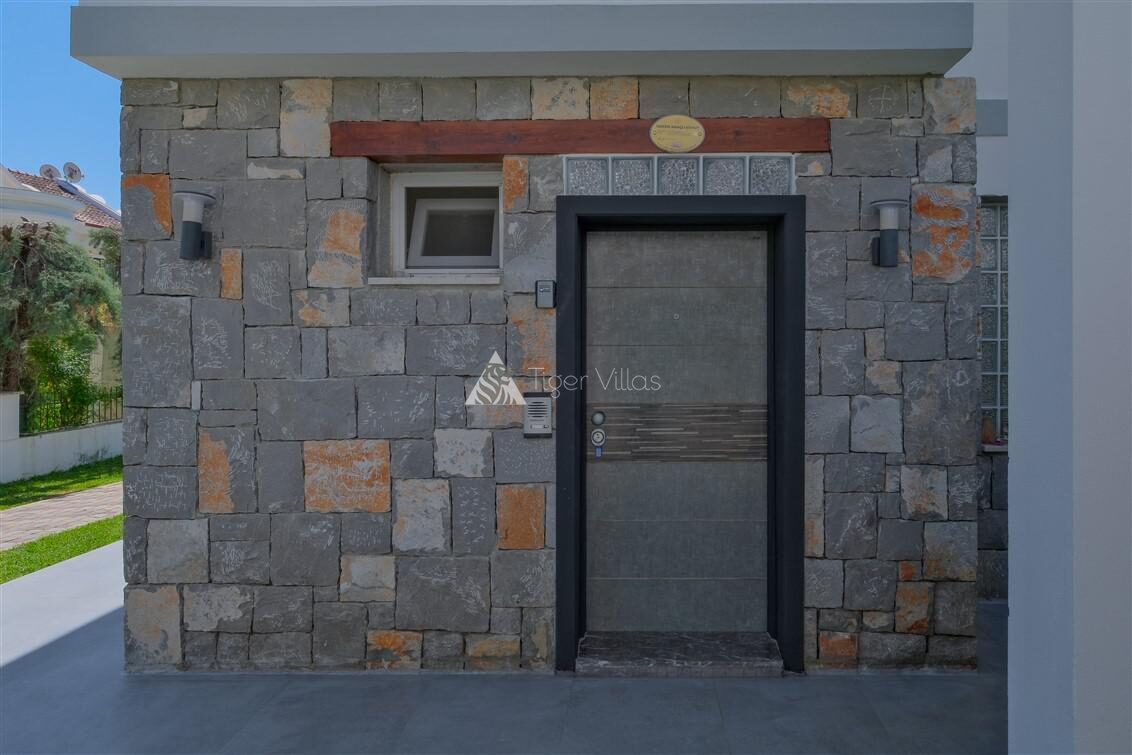 Villa Polo One — 38