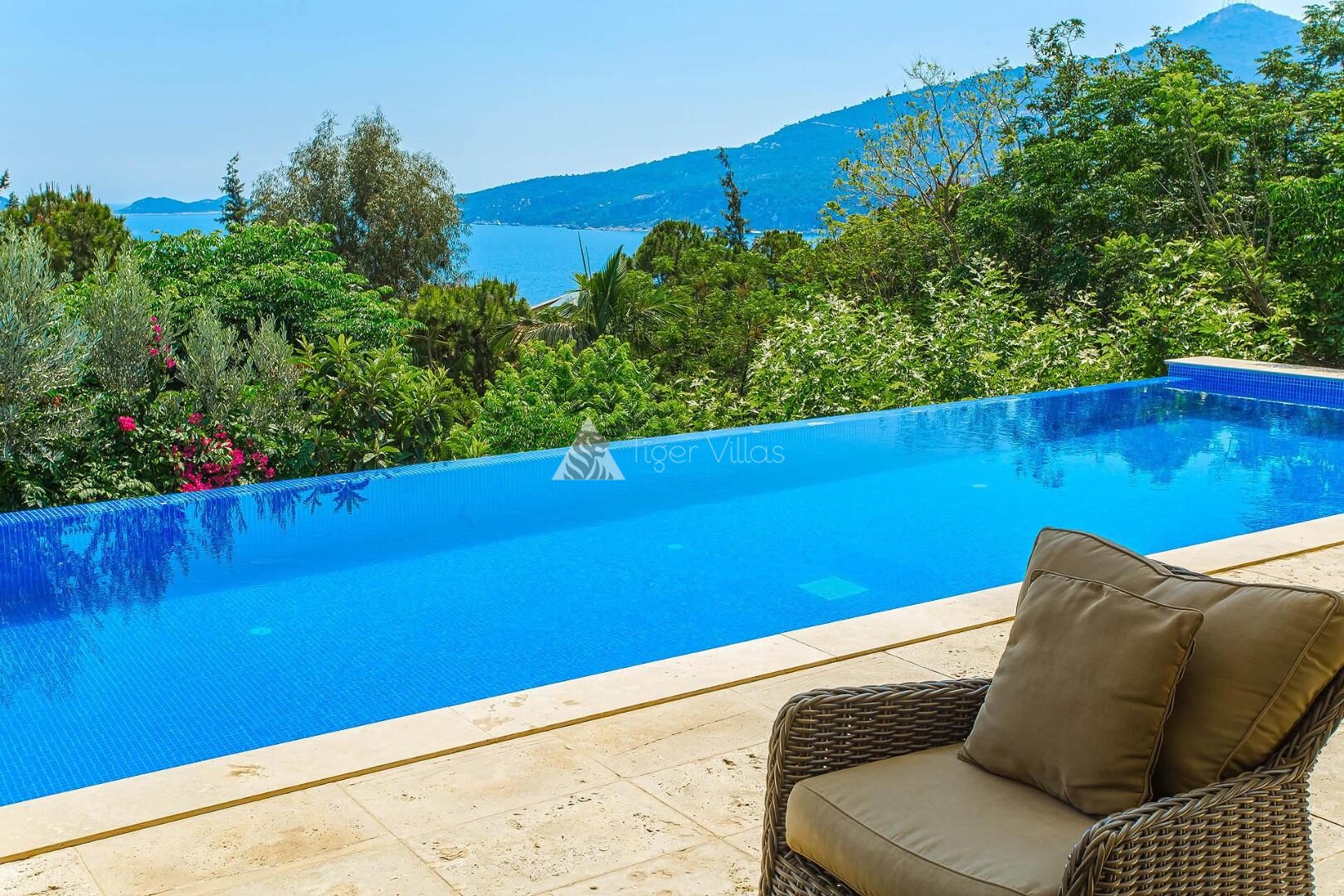 Villa Greenscape — 44