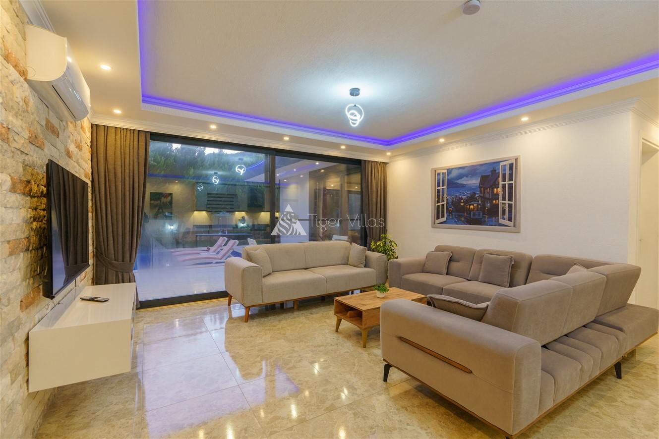 Villa Saha — 22
