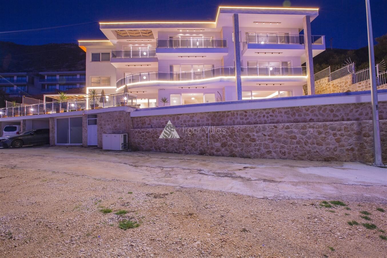 Villa Eagles Lodge — 8
