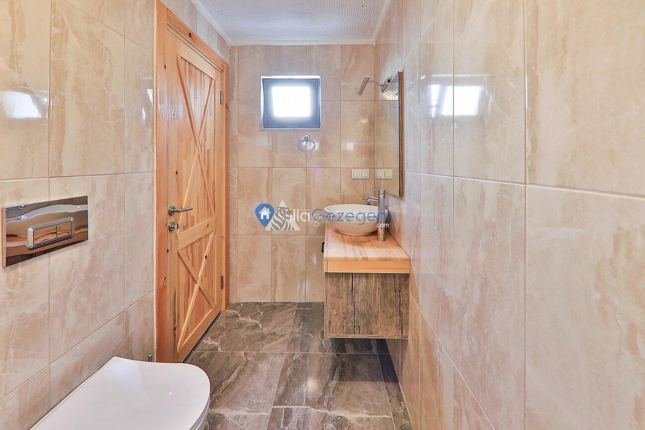 Villa Myra — 24