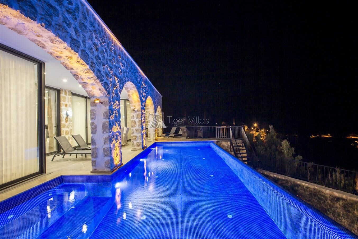 Villa Royal 3 — 24