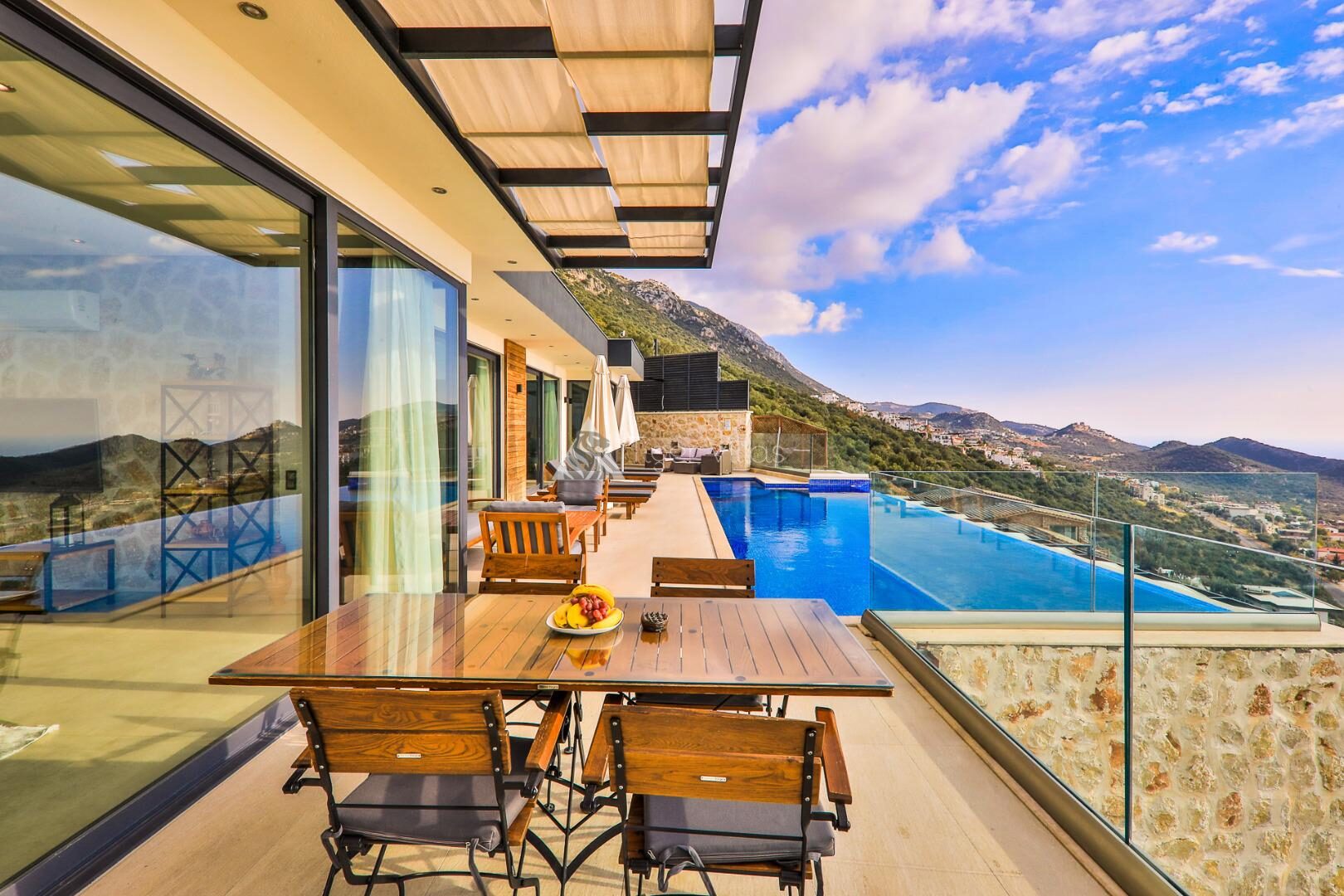 Villa Maysa – villa for rent in Kızıltaş