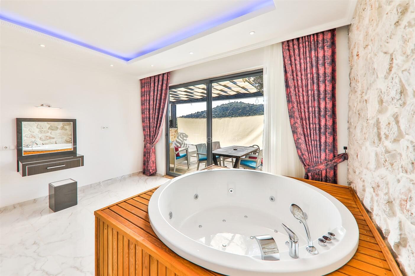 Villa Panama – villa for rent in Kördere