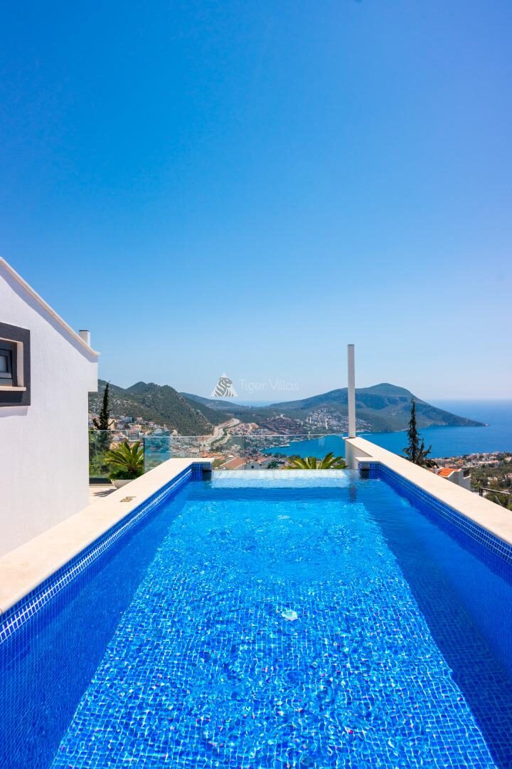 Villa Cratos — 34