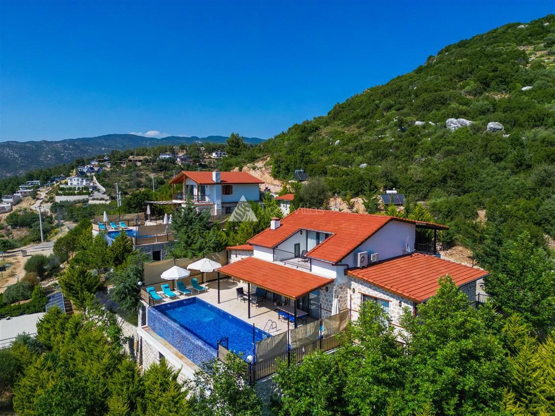 Villa Ev May — 33
