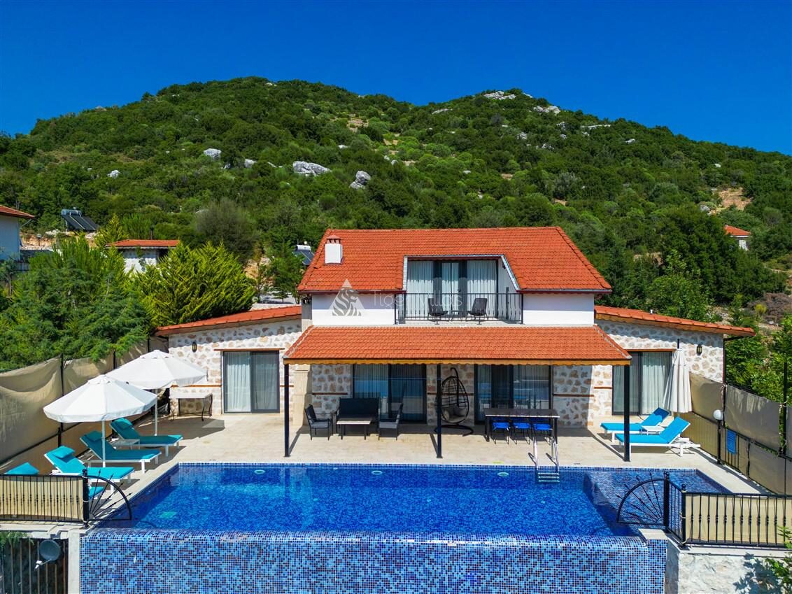 Villa Ev May — 35