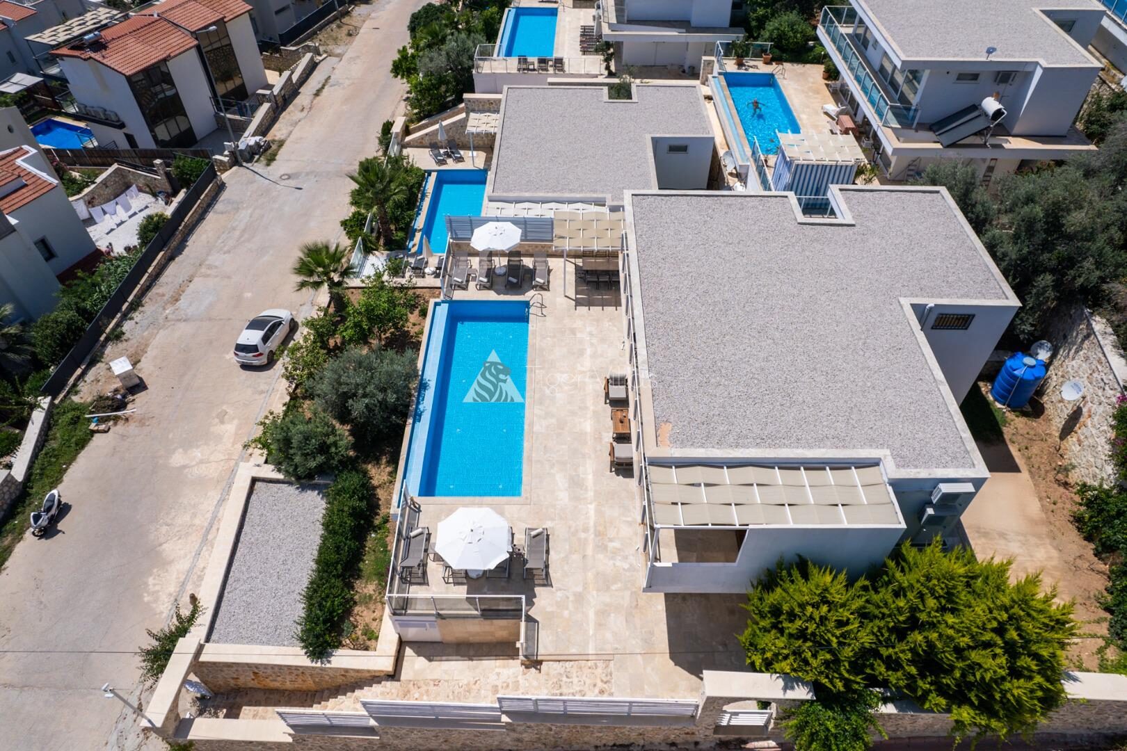 Villa Lumiere 2 — 28