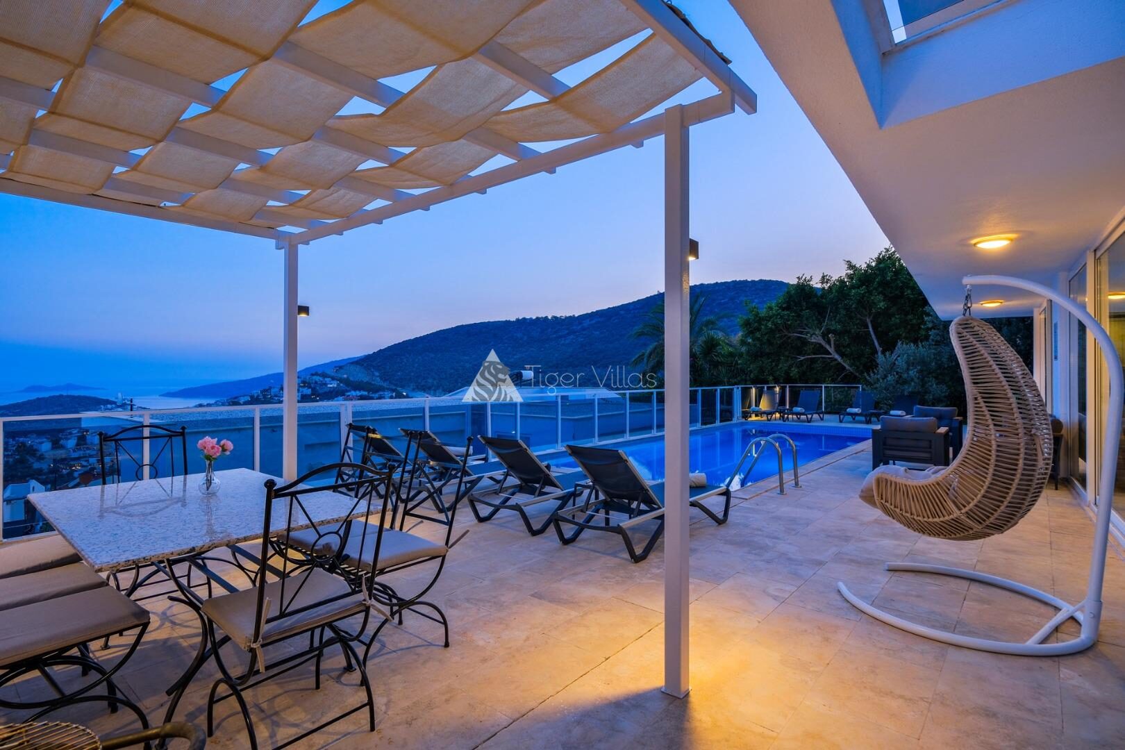 Villa Lumiere 3 — 52