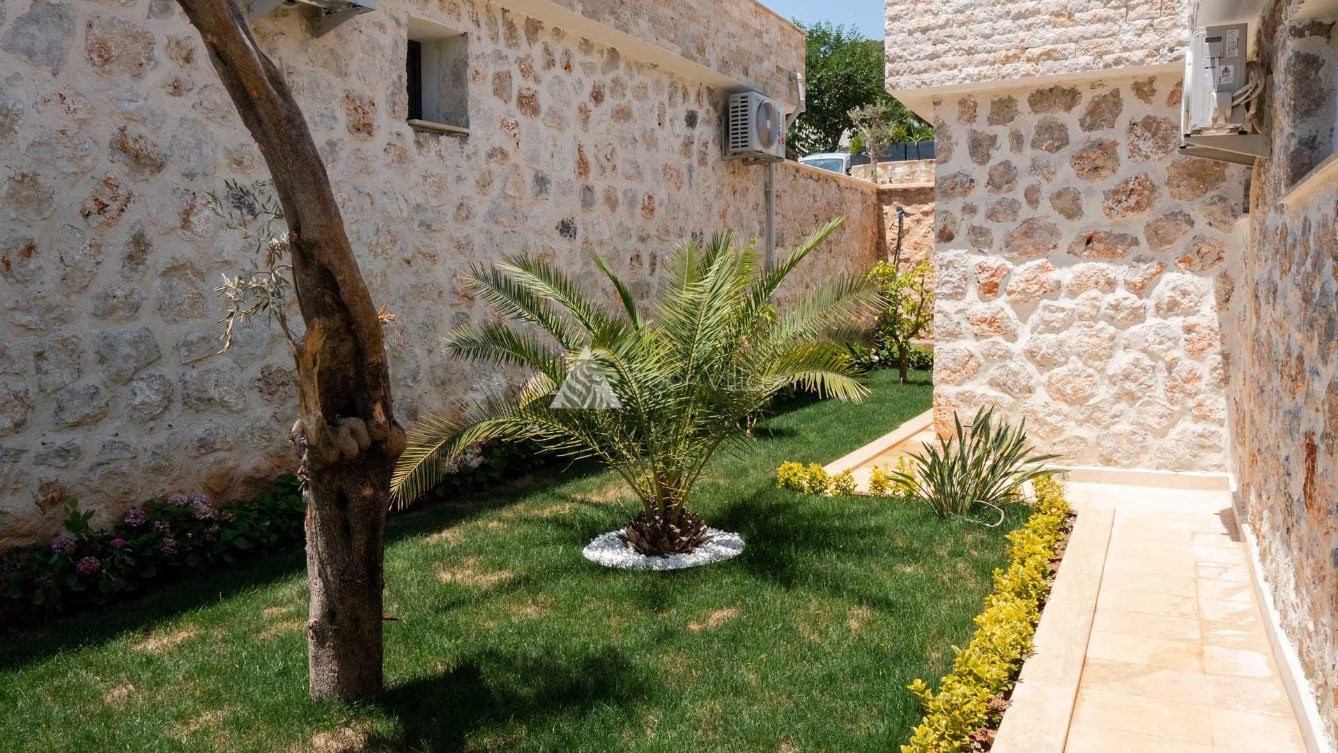 Villa Narin 7 — 13