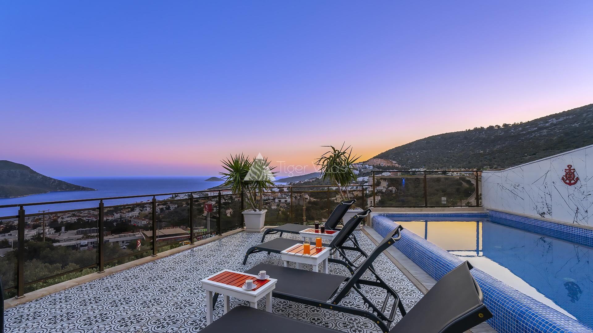 Apart Suit Karmen – villa for rent in Ortaalan