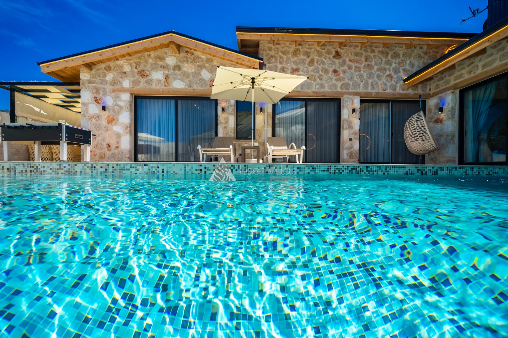 Villa Anemon 1 — 2