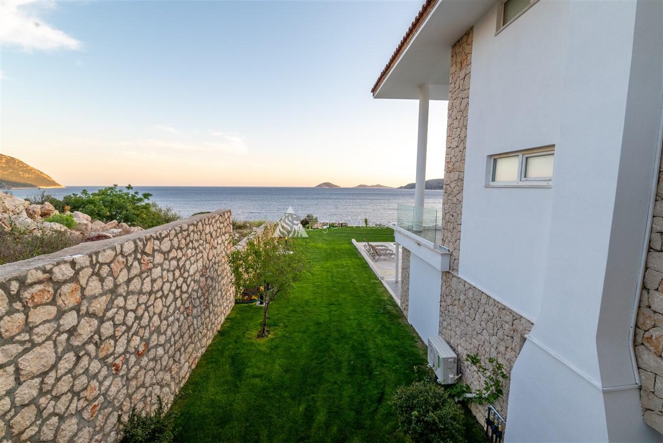Villa Elana 2 — 94