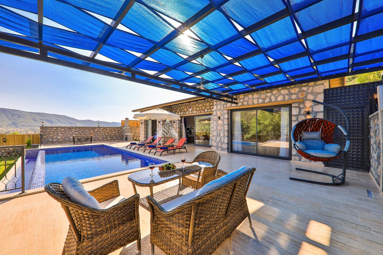 Villa Azra Naz — 2