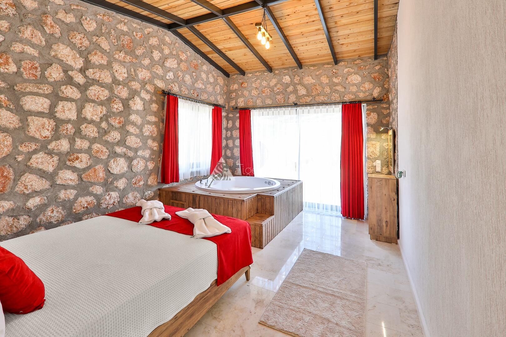 Villa Azra Naz — 19