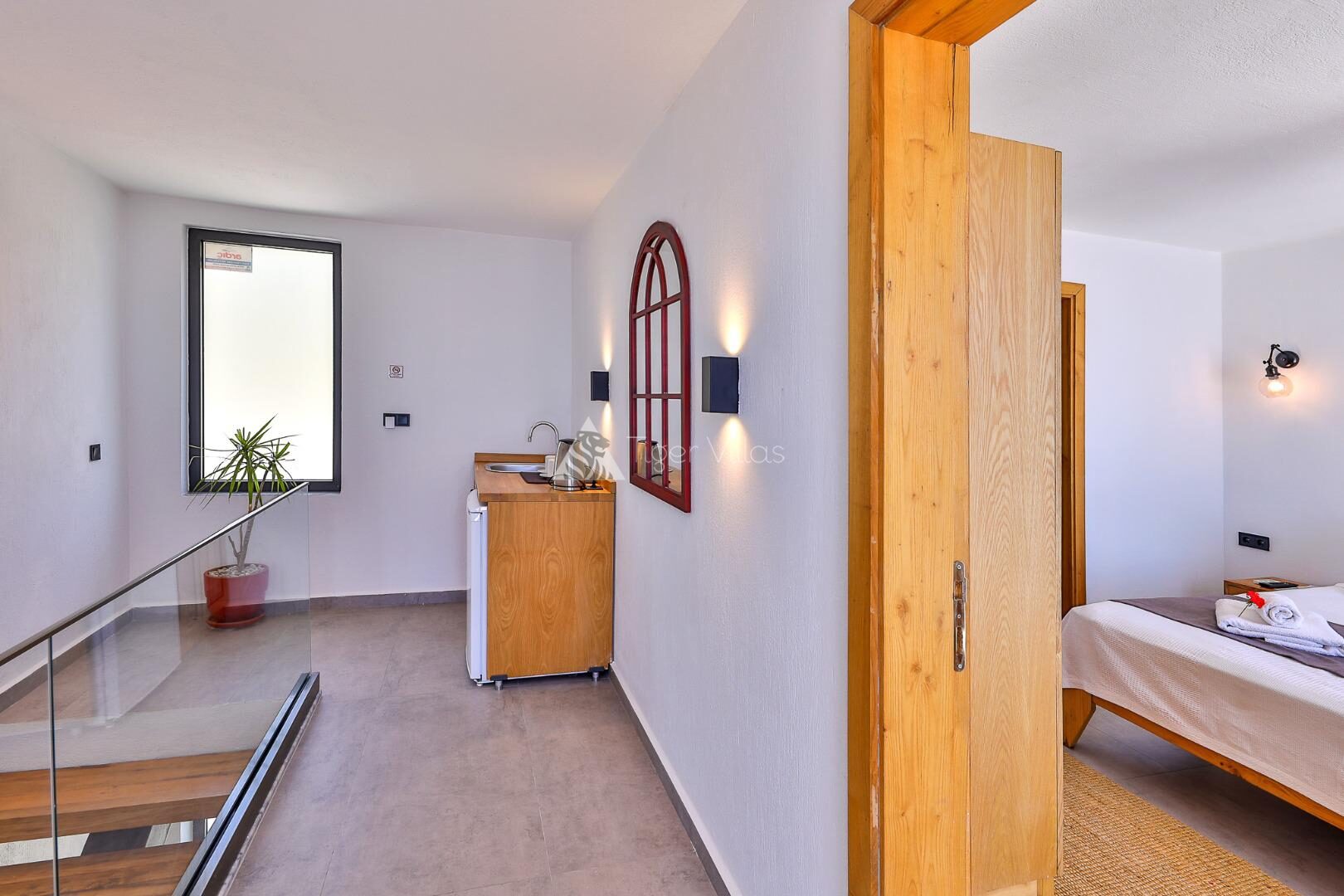 Villa Rosso — 56