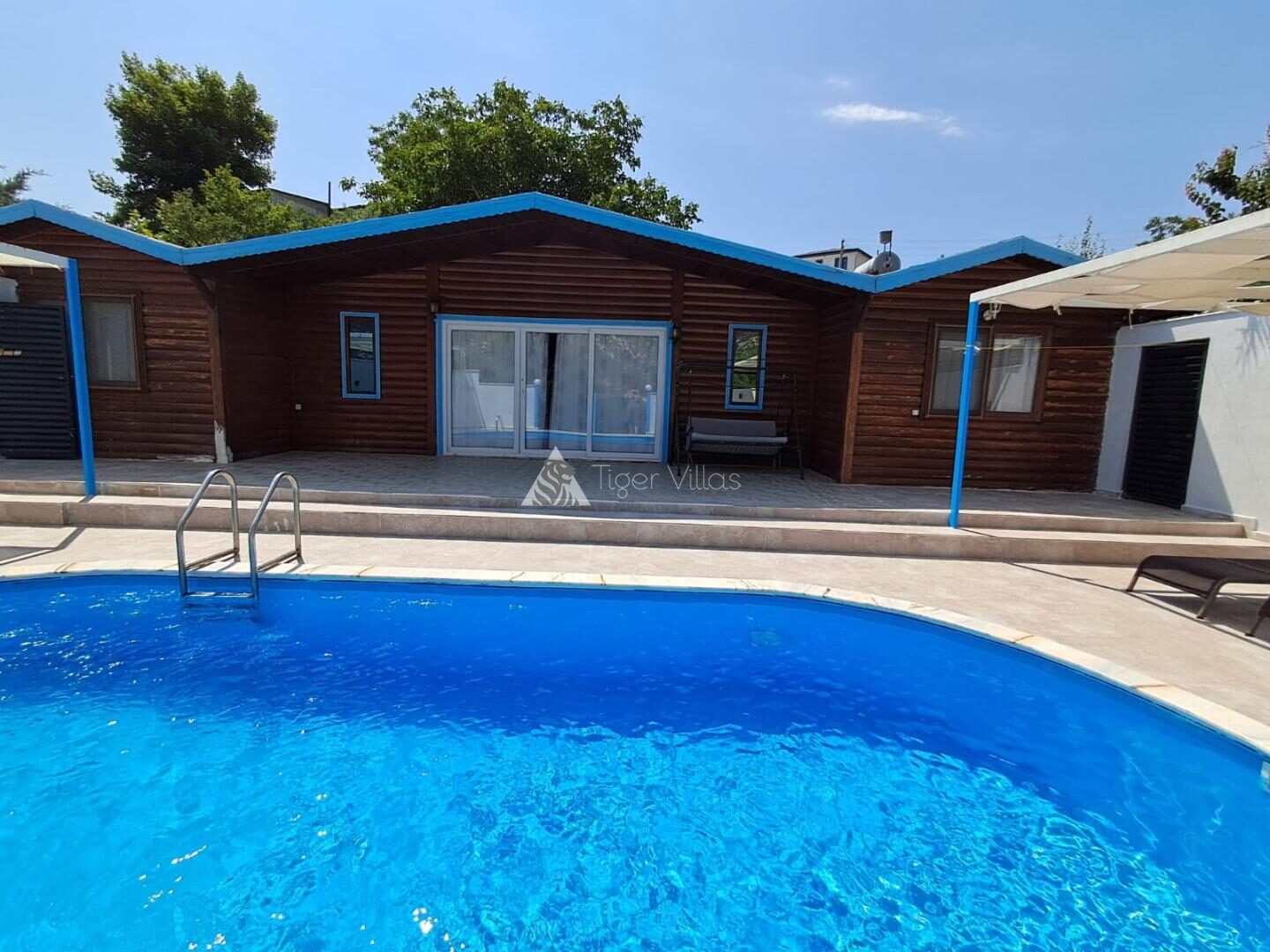 Villa Belize 1 — 1
