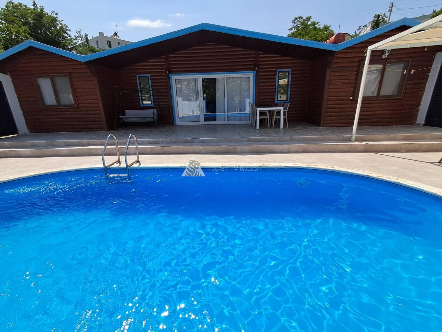 Villa Belize 2 — 1