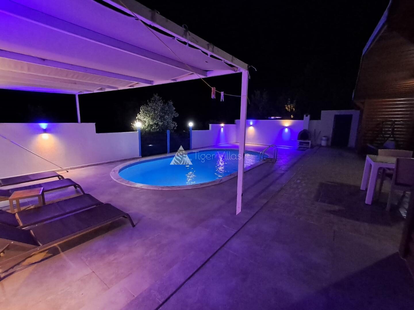 Villa Belize 2 — 5