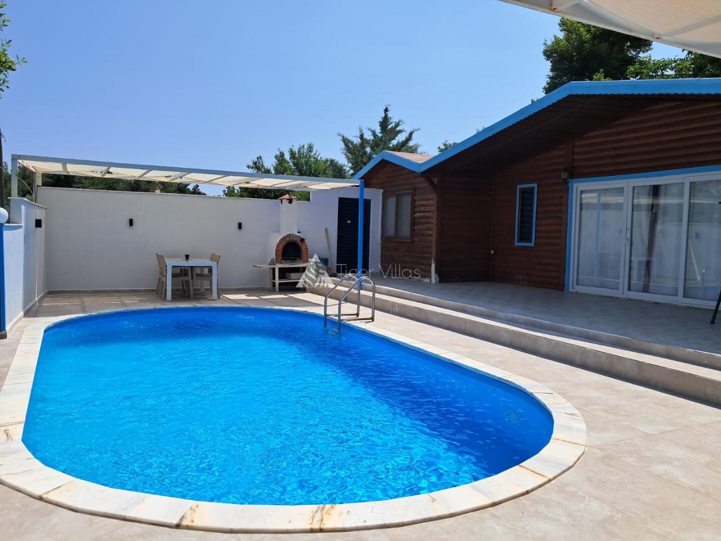 Villa Belize 1 — 8