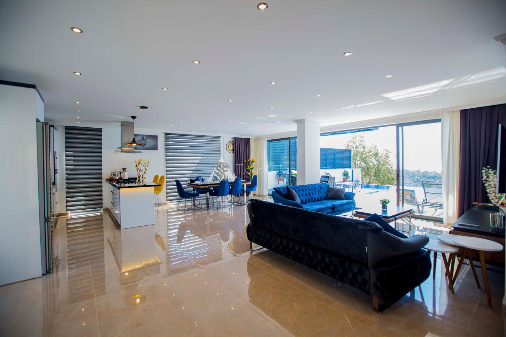 Villa Fantastik — 54