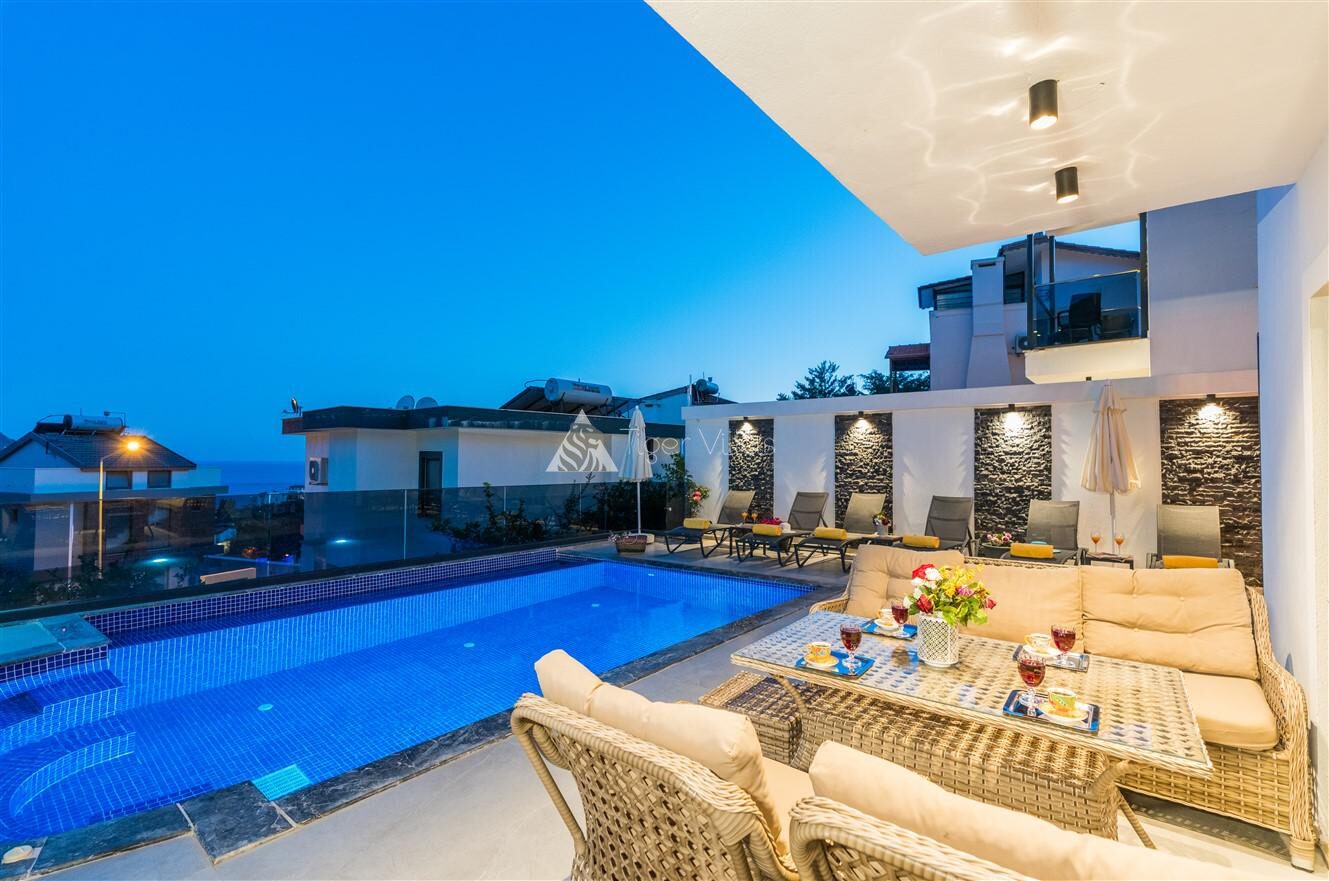 Villa Moon — 3