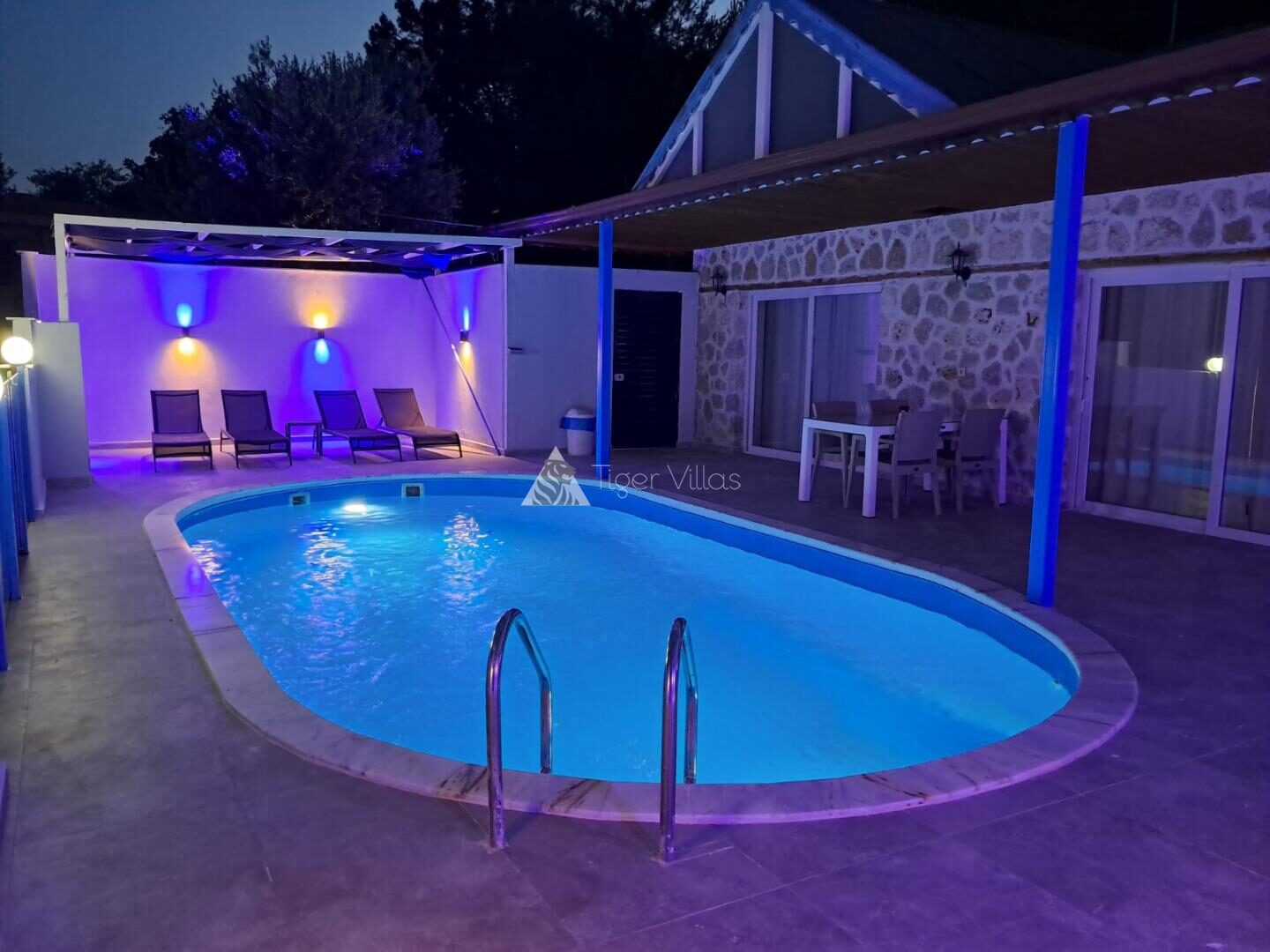 Villa Tema — 8