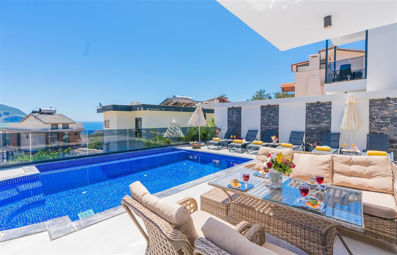 Villa Moon — 9