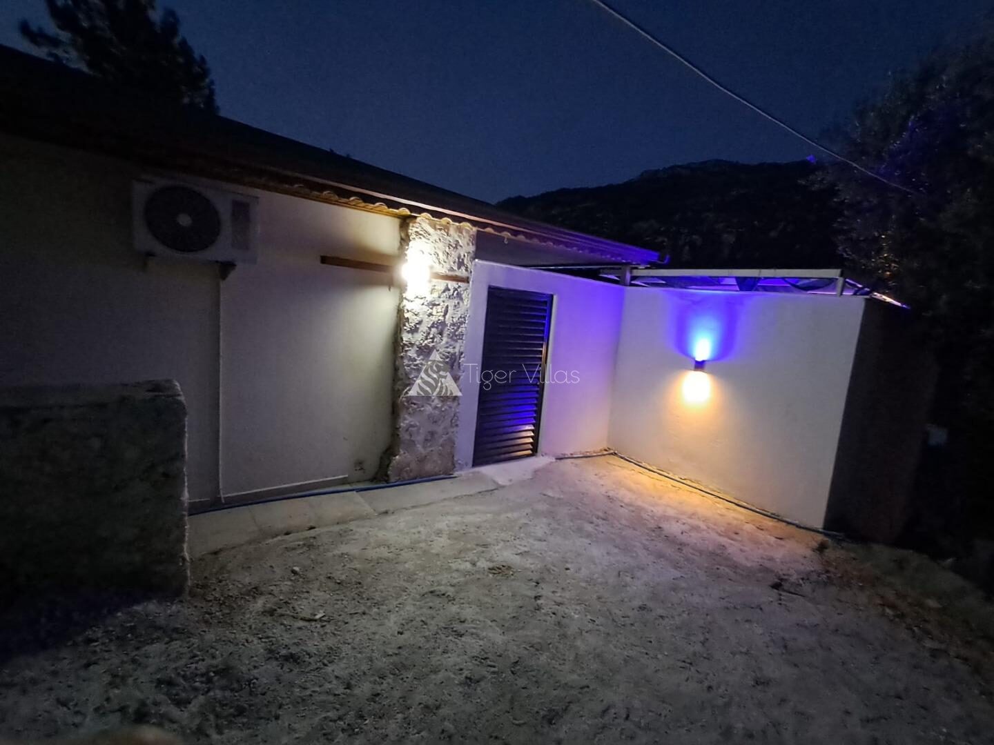 Villa Tema — 14