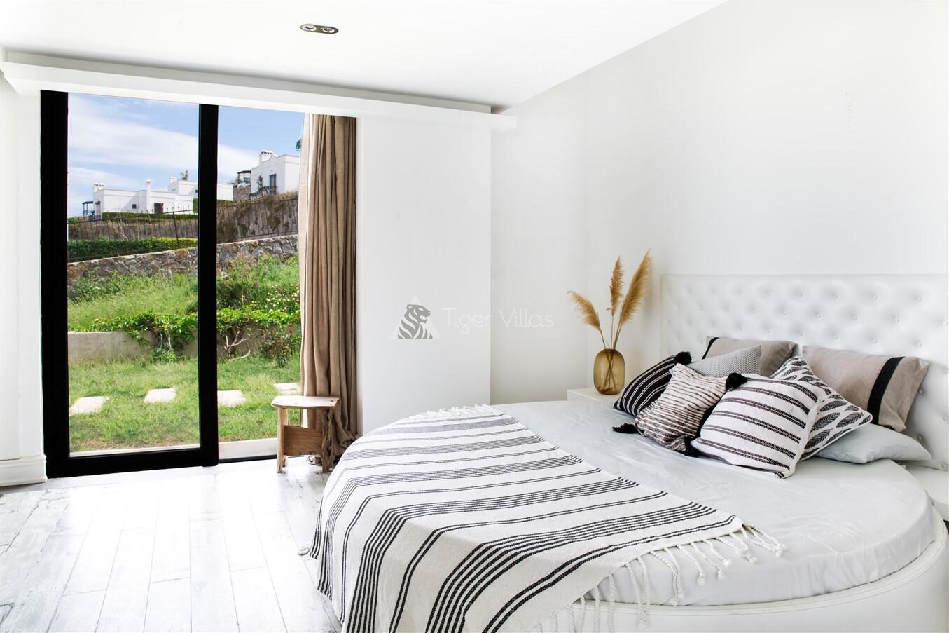Villa Veyron 493 — 20