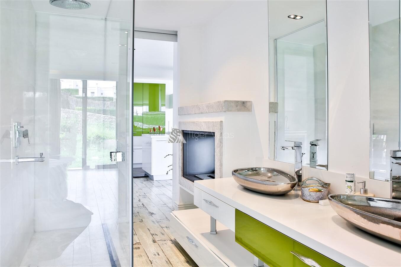Villa Veyron 493 — 24