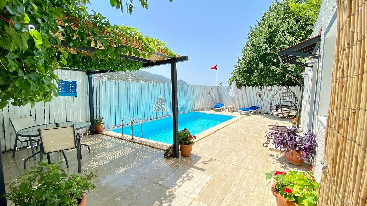Villa Pandora 1 — 4