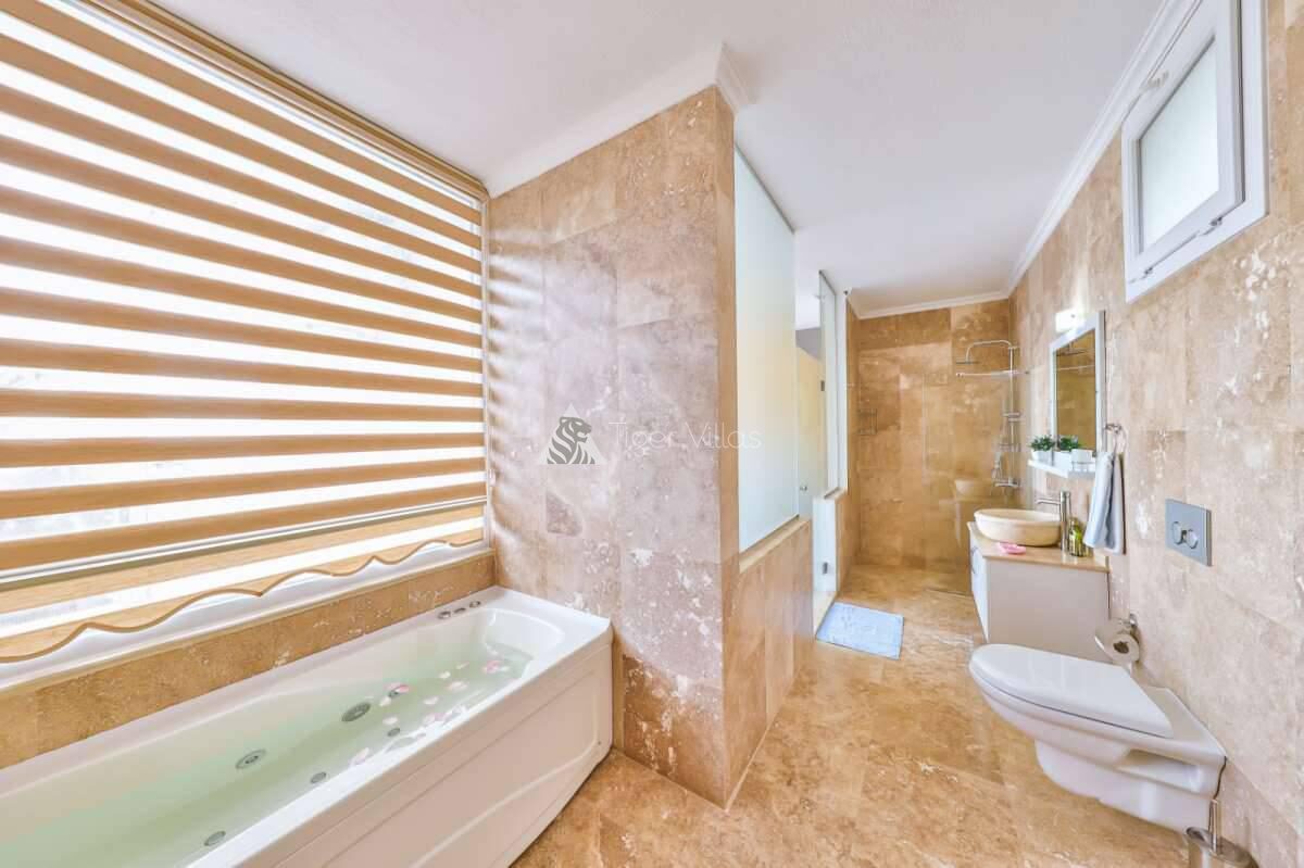 Villa Secret Swiss — 42