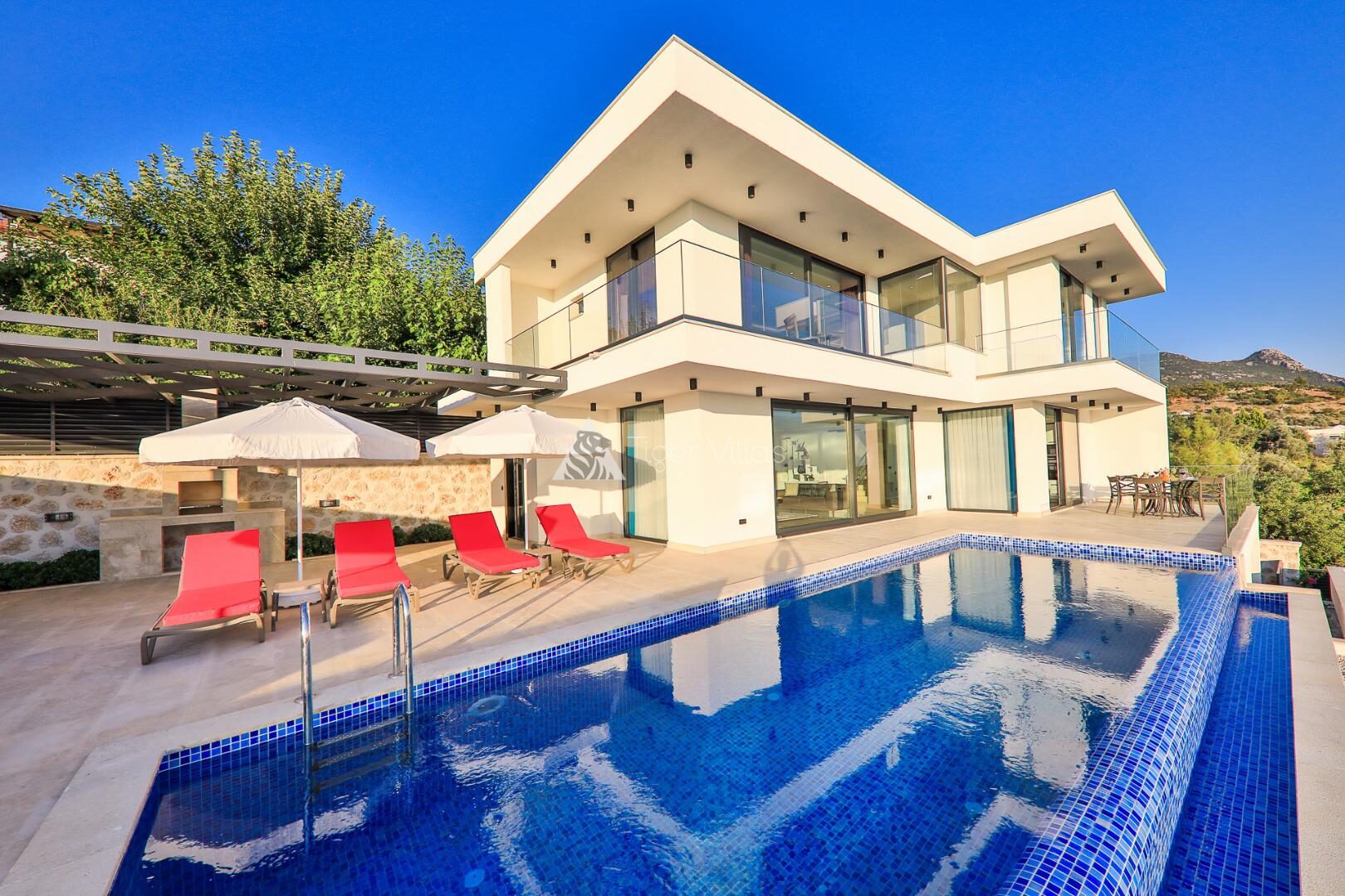 Villa Azure Duo — 4