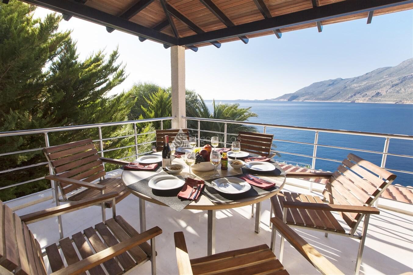 Villa Cape House – villa for rent in Yarımada