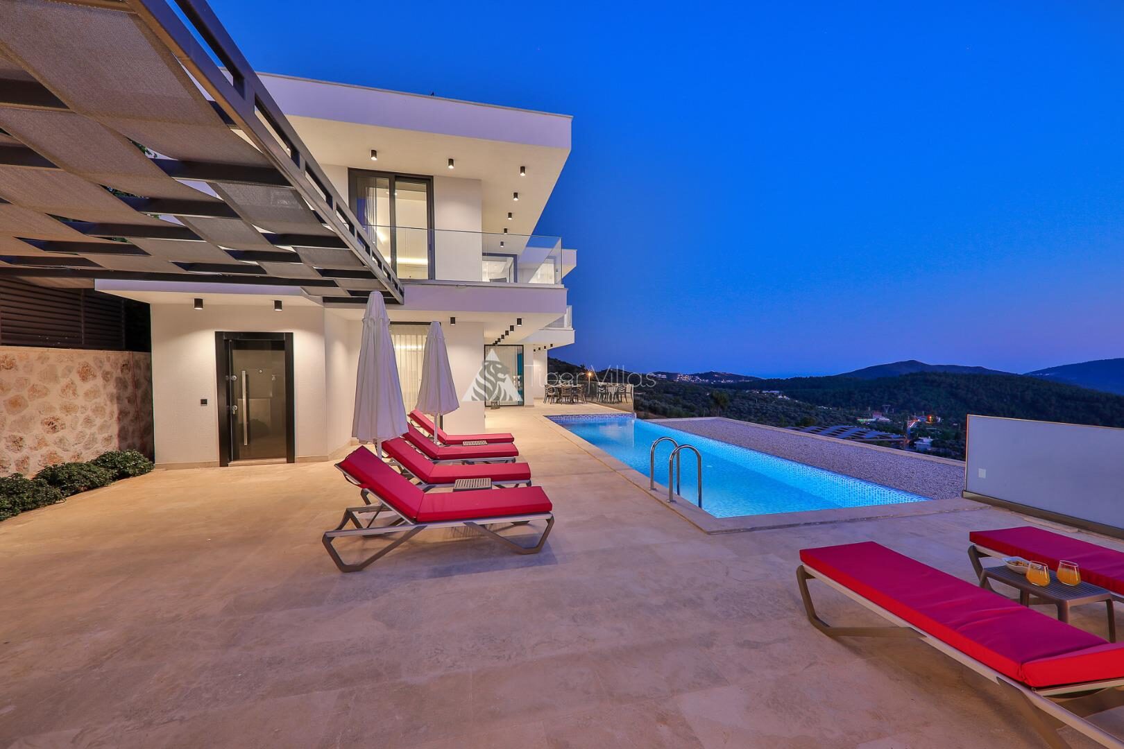 Villa Azure Duo — 7